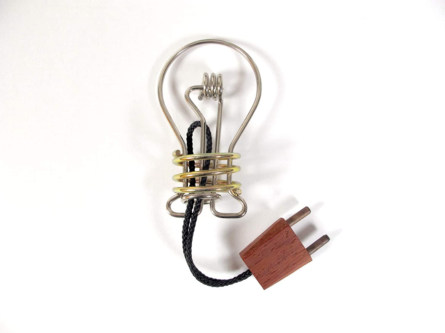 Constantin’s Metal Light Bulb Puzzle